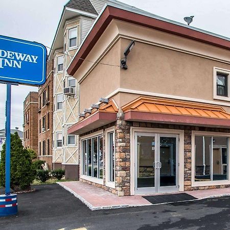 Rodeway Inn Belleville Eksteriør billede